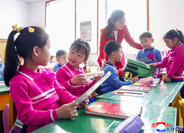 6-朝鮮で始業の日を迎えた